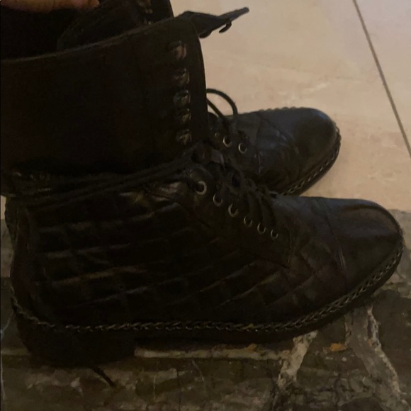 Vince Camuto signature - Picture 9 of 9